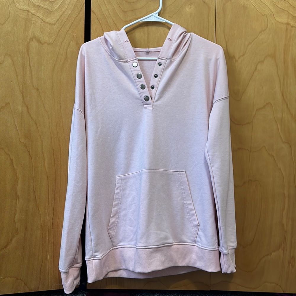 Light pink hoodie with buttons, perfect condition